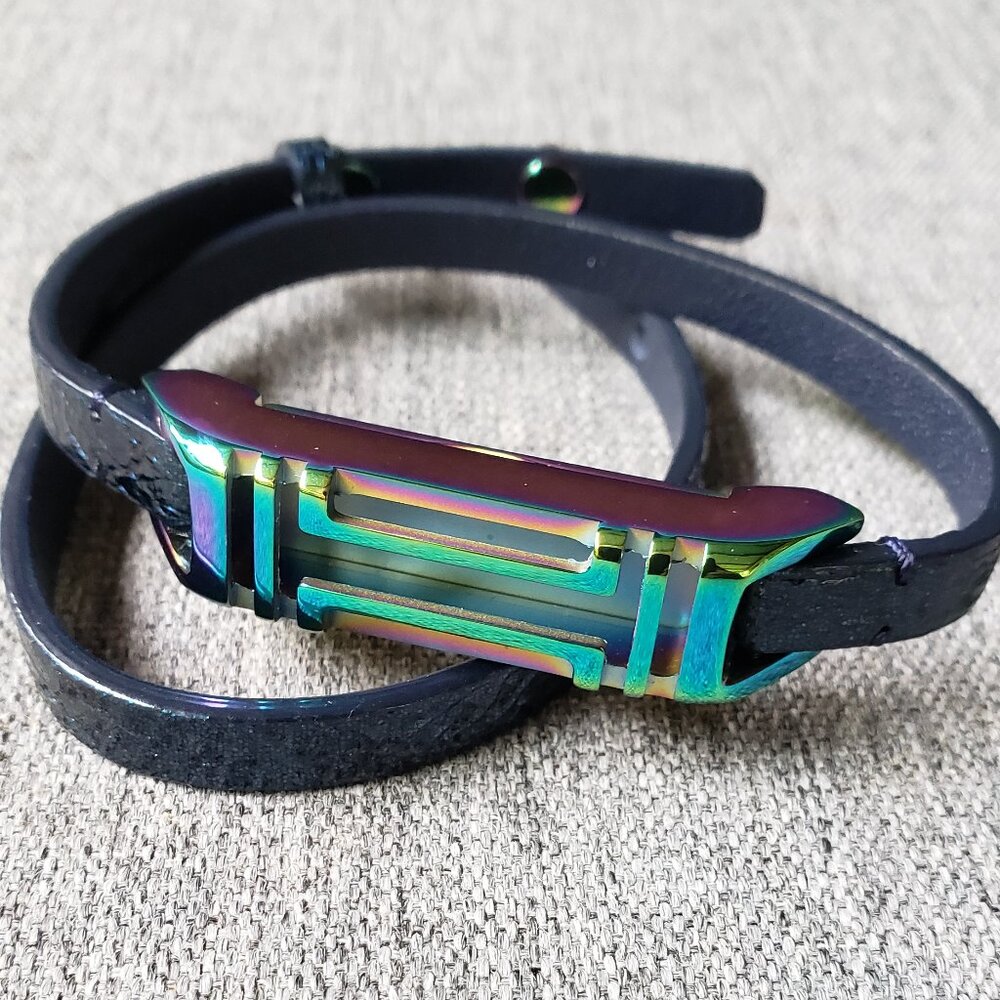 BNWoT Tory Burch Iridescent Fitbit Leather Double Wrap Bracelet (OS)
